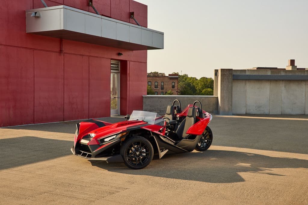 4 Hr Slingshot Rental — Summer Promo